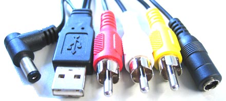 Video/Strom/Audio-Anschlusskabel f. CarTFT 7" (displayseitig USB)